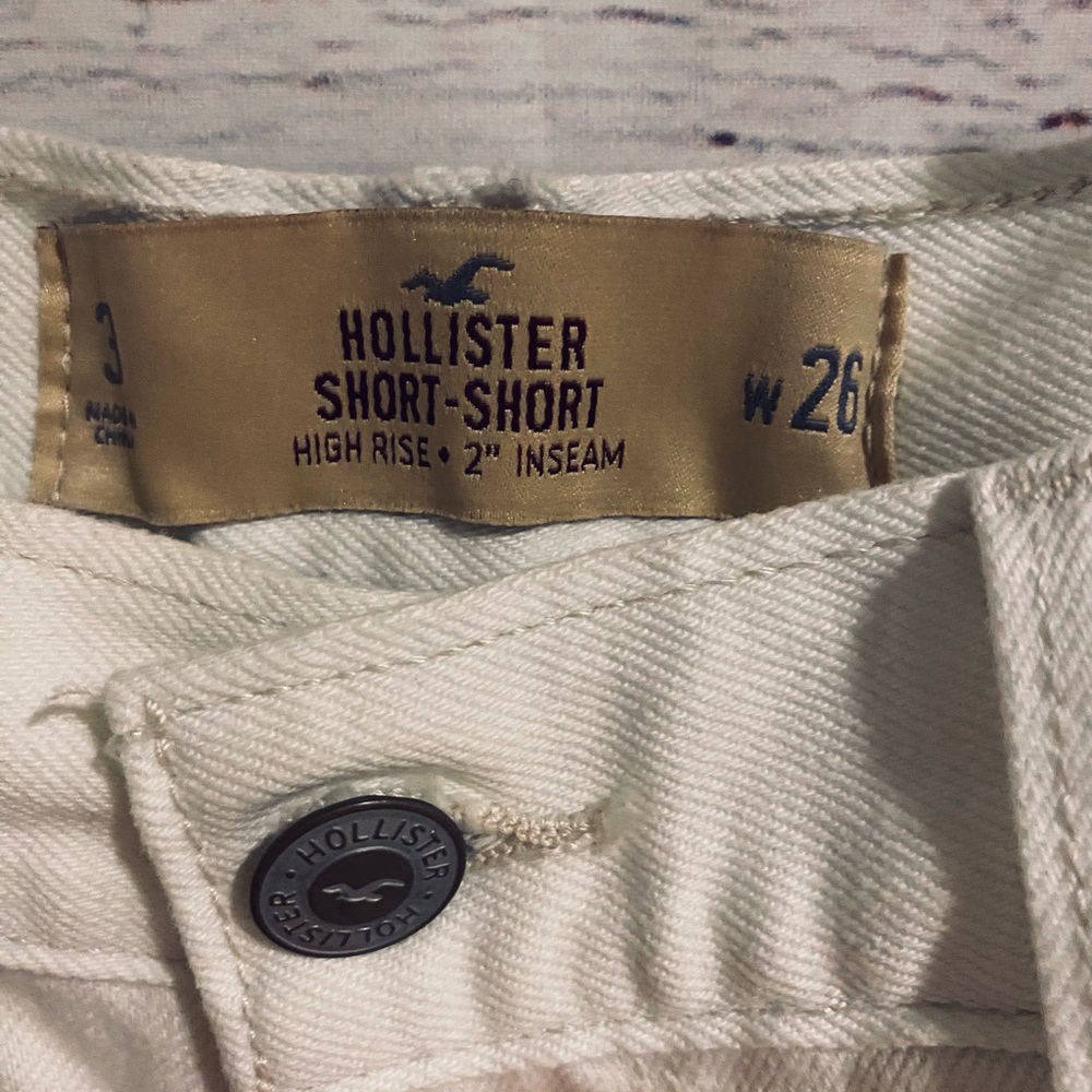 NEW✨HOLLISTER HIGH RISE SHORTS DISTRESSED w LACE - Picture 8 of 9